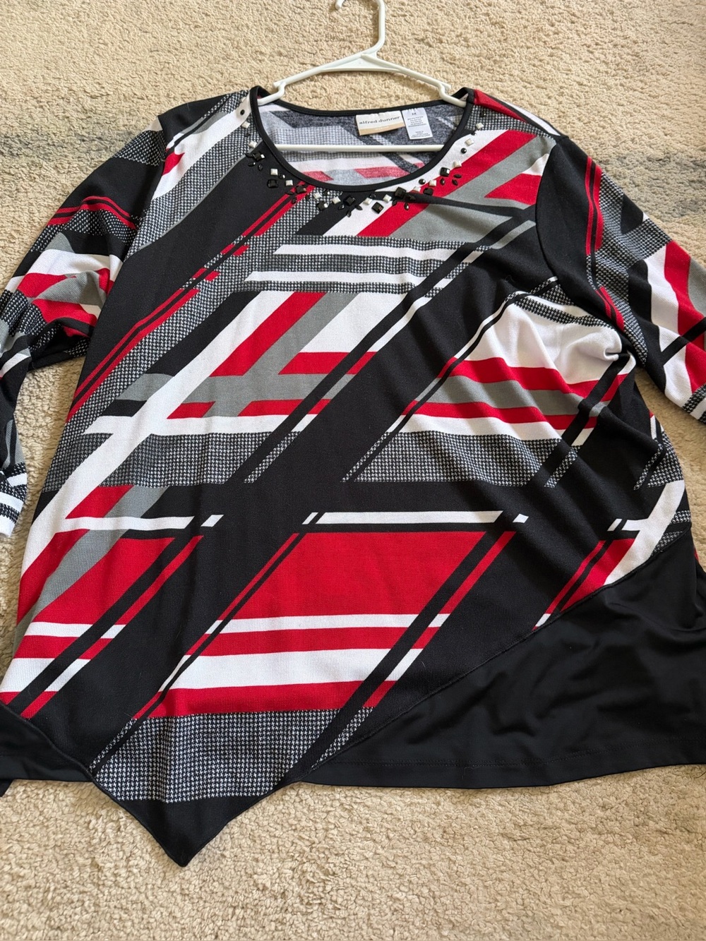 Alfred Dunner Black Red White Geometric 3/4 Sleeve Top Stud Accent size 2X NWT